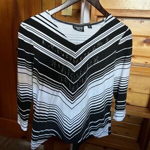Onque Casuals Black and White Chevron Blouse